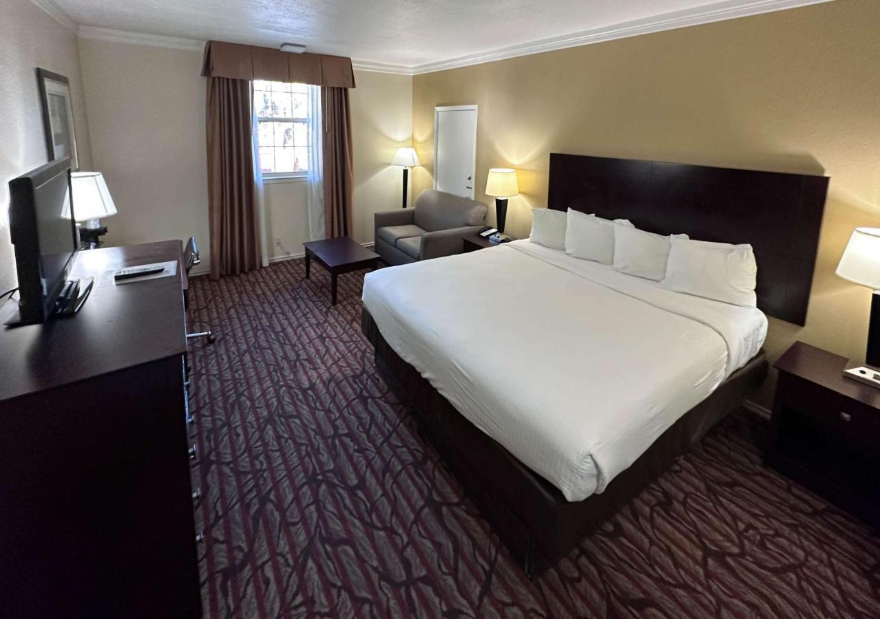 Motel 6 Dallas Tx Downtown Dış mekan fotoğraf